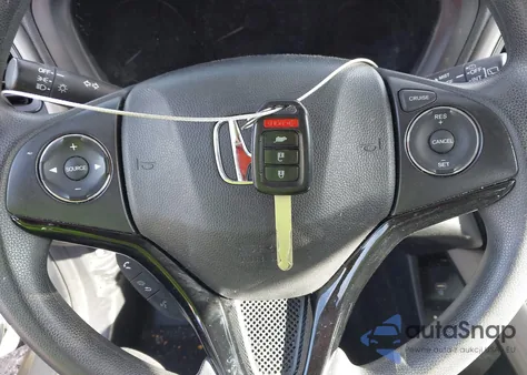 2020 Honda Hr-V 2Wd Lx from USA, damaged, VIN 3CZRU5H33LM714773